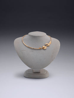 Rose Chocker