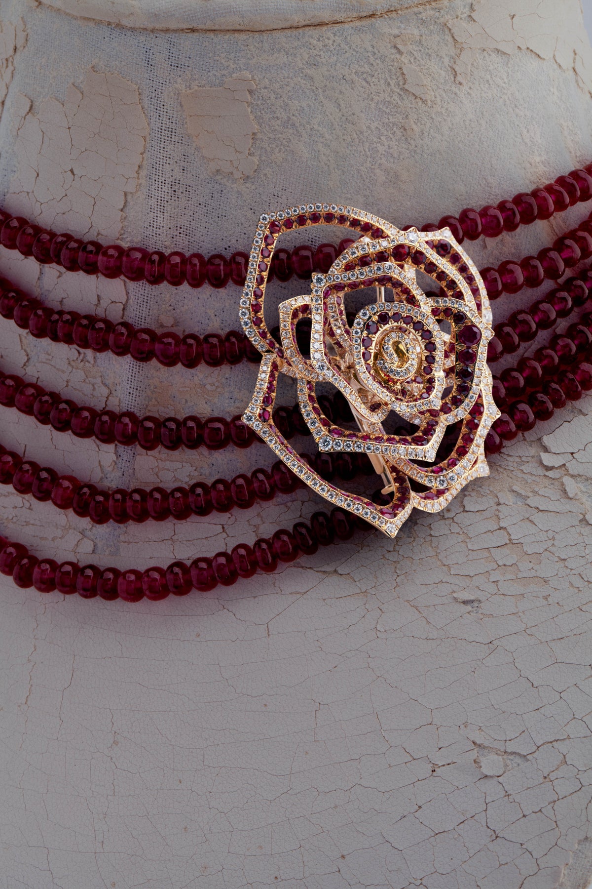 Ruby Rose Collier