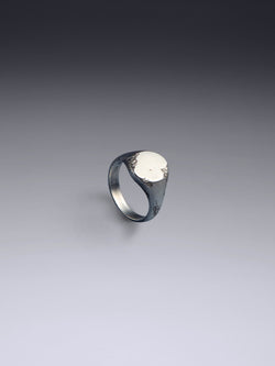 Chevalier Ring